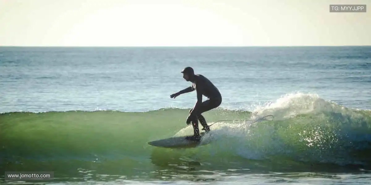 激情碰撞，瞬间点燃！⚽️🏀 锁定我们，见证每一个改写历史的时刻！